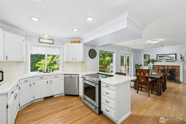 Kitchen | Image 19
