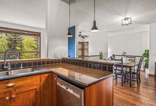 313 - 80 Dyrgas Gate, Townhouse with 3 bedrooms, 3 bathrooms and 2 parking in Canmore AB | Image 24
