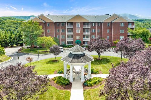 403-4434 Pheasant Ridge Rd, Roanoke, VA, 24014-5277 | Card Image