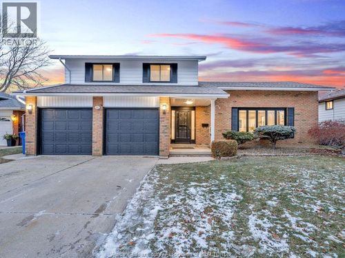 247 George Cres, Belle River, ON, N8L0L7 | Card Image