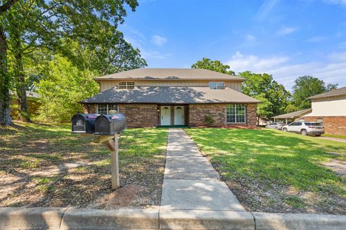 2226-2228 Aberdeen Dr, Tyler, TX, 75703-1904 | Card Image