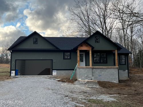 214 Georgee Rd, Jamestown, TN, 38556-5259 | Card Image