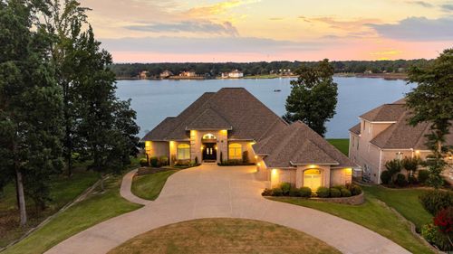 5918 Riviera Dr, Benton, AR, 72019-6659 | Card Image