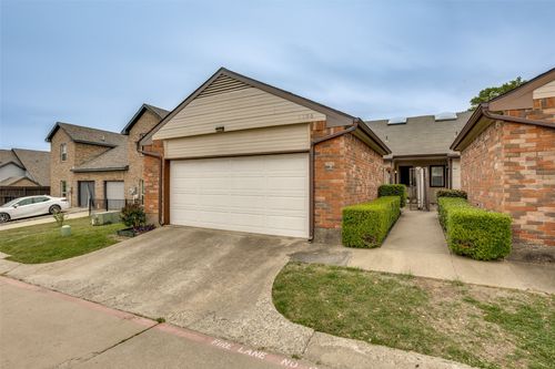 1106 Woburn Dr, Garland, TX, 75043-1553 | Card Image
