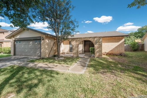 6967 Sunset Village Dr, San Antonio, TX, 78249-3511 | Card Image