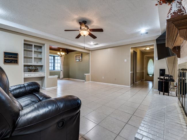 713 Bordner Dr, House other with 3 bedrooms, 2 bathrooms and null parking in Lancaster TX | Image 7