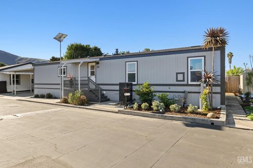 spc-68-720 W Santa Maria St, Santa Paula, CA, 93060-4568 | Card Image