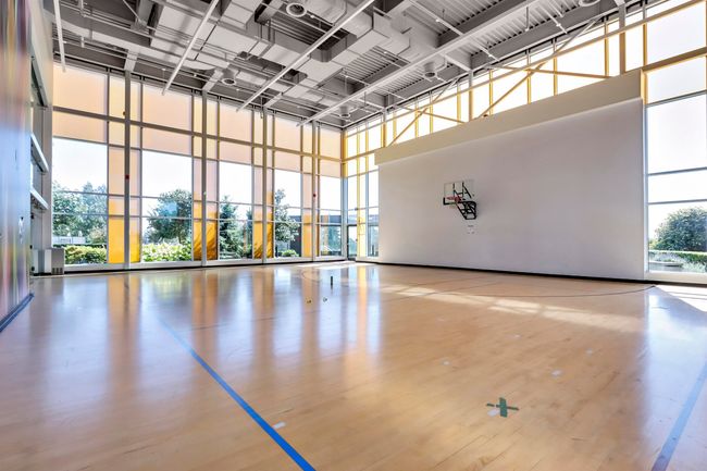View of sport court | Image 22