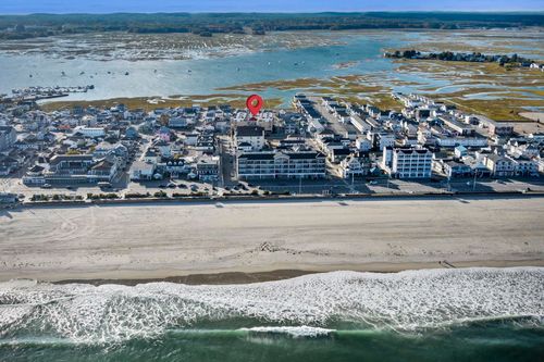 unit-303-128 Ashworth Ave, Hampton, NH, 03842-3484 | Card Image