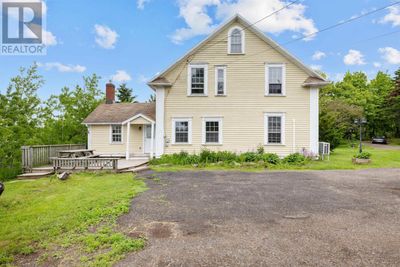 311 St Peters Rd, House other with 6 bedrooms, 2 bathrooms and null parking in Charlottetown PE | Image 2