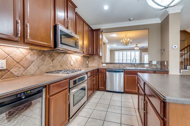 1416 Chase Ln, Townhouse with 4 bedrooms, 4 bathrooms and null parking in Irving TX | Image 17