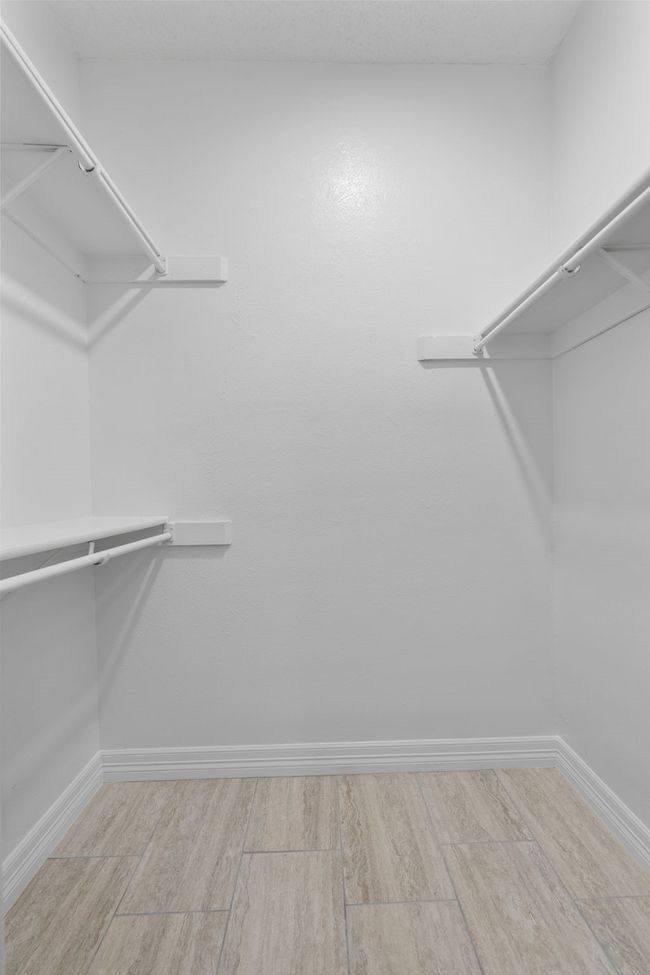 APT-626 - 5310 Keller Springs Rd, Condo with 2 bedrooms, 2 bathrooms and null parking in Dallas TX | Image 11