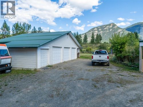 3998 Agate Bay Rd, Louis Creek, BC, V0E2E0 | Card Image
