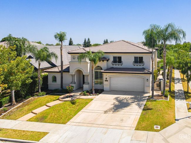 2416 Edingal Dr, House other with 4 bedrooms, 3 bathrooms and null parking in Bakersfield CA | Image 52