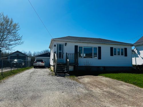 9 Ontario Ave, Kapuskasing, ON, P5N2J4 | Card Image