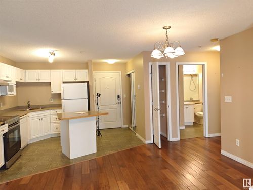 209-7511 171 St Nw, Edmonton, AB, T5T6S7 | Card Image