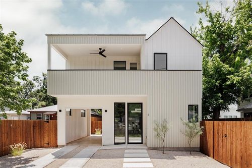 2-2206 Holly St, Austin, TX, 78702-5610 | Card Image