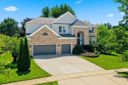 518 Wildflower Way, Streamwood, IL, 60107-3390 | Card Image