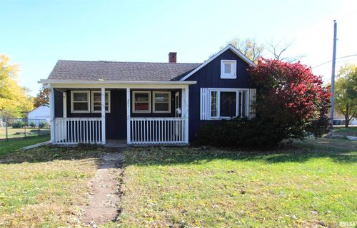 621 6th St, Camanche, IA, 52730-1530 | Card Image