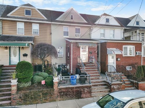 9210 93rd Ave, Woodhaven, NY, 11421-3009 | Card Image