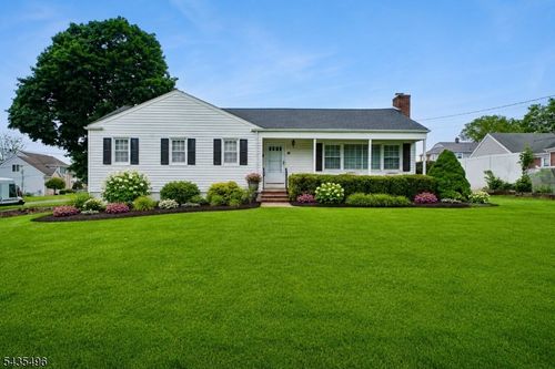 66 Berkeley Ave, Berkeley Heights, NJ, 07922-1003 | Card Image