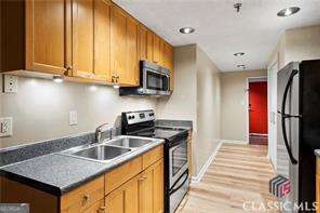 APT-506 - 131 E Broad St, Condo with 1 bedrooms, 1 bathrooms and null parking in Athens GA | Image 9