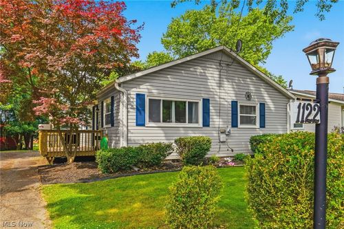 1122 Bel Air Dr Nw, North Canton, OH, 44720-2206 | Card Image