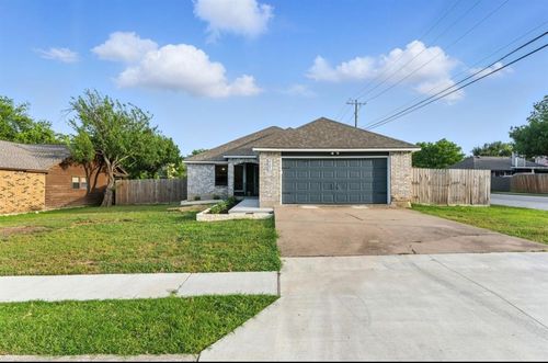 2101 Boxwood Path, Round Rock, TX, 78664-7729 | Card Image