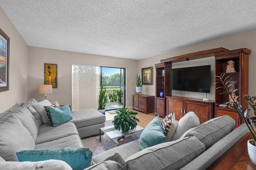 apt-212-16051 Blatt Blvd, Weston, FL, 33326-1465 | Card Image