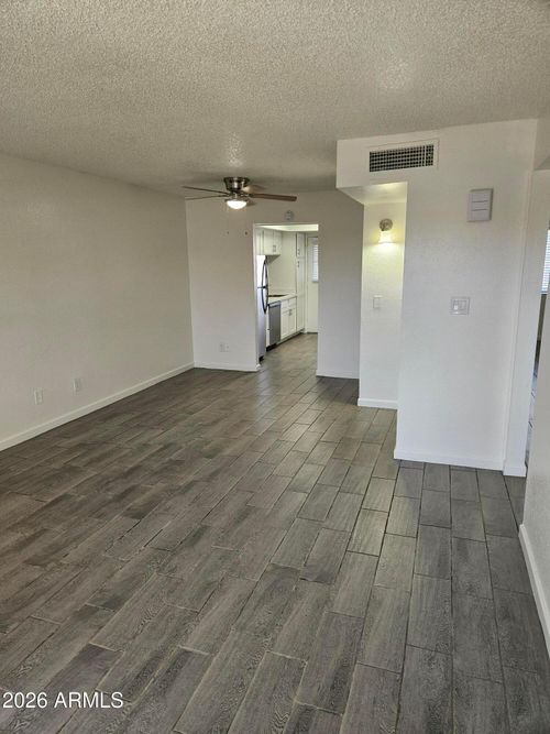 101a-3810 E Earll Drive, Phoenix, AZ, 85018 | Card Image