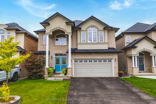 11 Weathering Hts, Stoney Creek, ON, L8J0E6 | Card Image