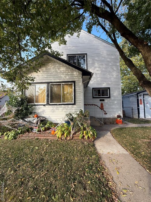 764 White Ave, Lincoln Park, MI, 48146-2895 | Card Image