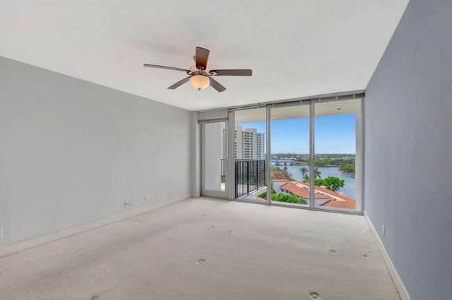 PH10 - 4750 S Ocean Blvd, Condo with 2 bedrooms, 2 bathrooms and null parking in Highland Beach FL | Image 23