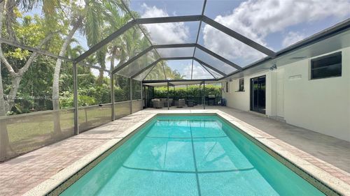 19241 Sw 93rd Rd, Cutler Bay, FL, 33157-8807 | Card Image