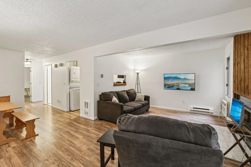 9 Maple Trl, Wisconsin Dells, WI, 53965-8842 | Card Image
