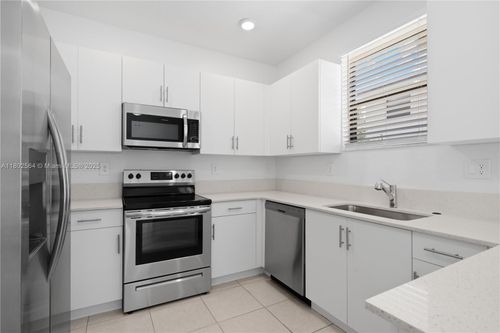 0-13388 Sw 286th St, Homestead, FL, 33033-7549 | Card Image