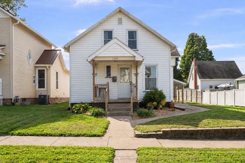 1304 Smalley Street, Muscatine, IA, 52761 | Card Image