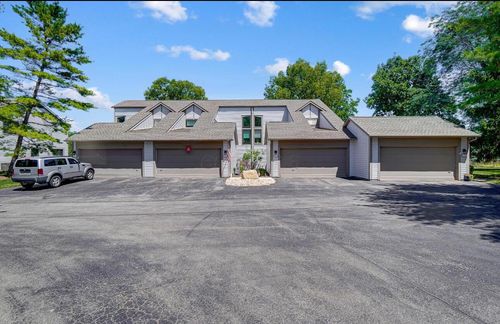 2721 Woodland Trail Dr, Columbus, OH, 43231-7617 | Card Image