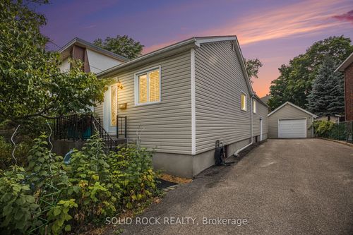 236 Northwestern Ave, Ottawa, ON, K1Y0M3 | Card Image