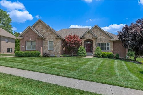 90 S Pond Ct, Springboro, OH, 45066-4700 | Card Image