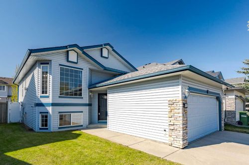 140 Stonegate Close Nw, Airdrie, AB, T4B2V2 | Card Image