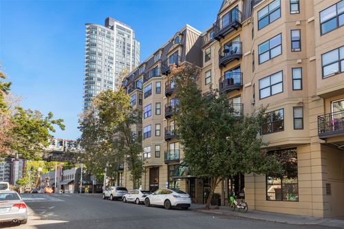 721-425 Vine St, Seattle, WA, 98121-1595 | Card Image