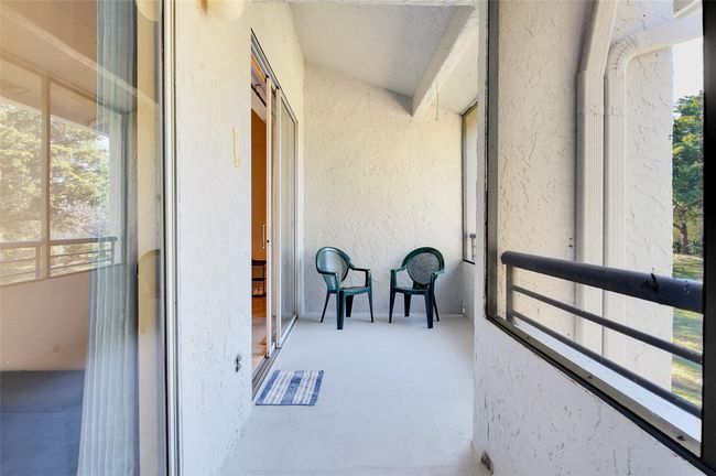 APT-21204 - 821 Lyons Rd, Condo with 2 bedrooms, 2 bathrooms and null parking in Coconut Creek FL | Image 35