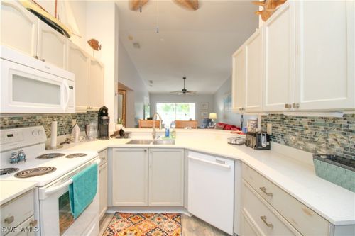 apt-93-28280 Pine Haven Way, BONITA SPRINGS, FL, 34135-2855 | Card Image