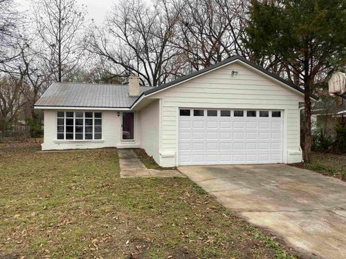 706 W Jackson St, Bolivar, TN, 38008-2206 | Card Image