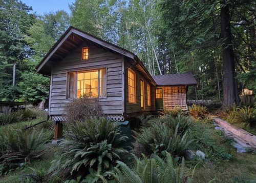 793 Andy'S Bay Rd, Gambier Island, BC, V0N1V0 | Card Image