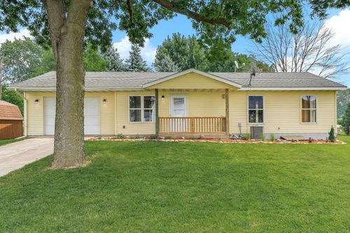 320 20th St Nw, Faribault, MN, 55021-2304 | Card Image