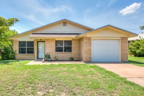 901 E 42nd St, San Angelo, TX, 76903-1840 | Card Image