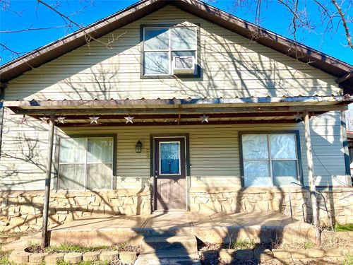 209 N Bowie St, Jacksboro, TX, 76458-1806 | Card Image