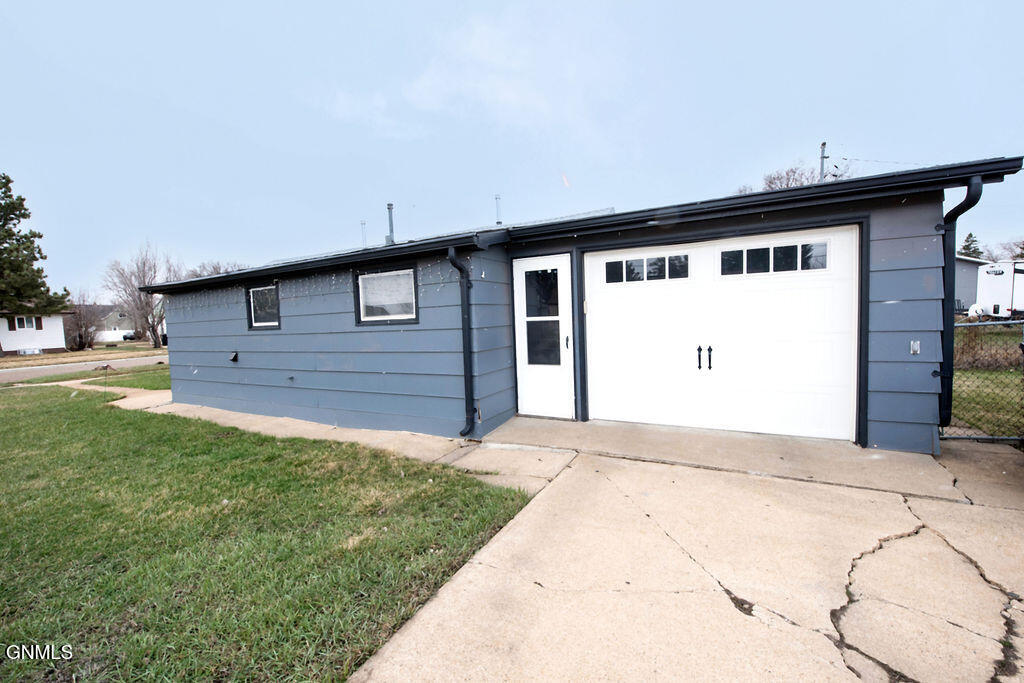 Residential in Dickinson 3